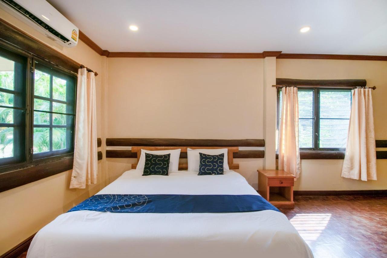 Capital O 1110 Khaoyai Cowboy City Resort Mu Si Eksteriør bilde