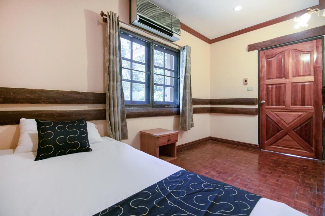 Capital O 1110 Khaoyai Cowboy City Resort Mu Si Eksteriør bilde